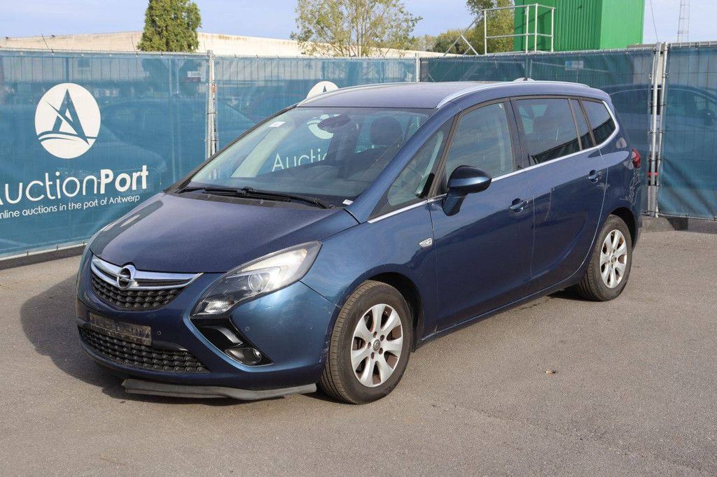 Passenger car Opel Zafira Diesel 136hp 2015 (Margin)