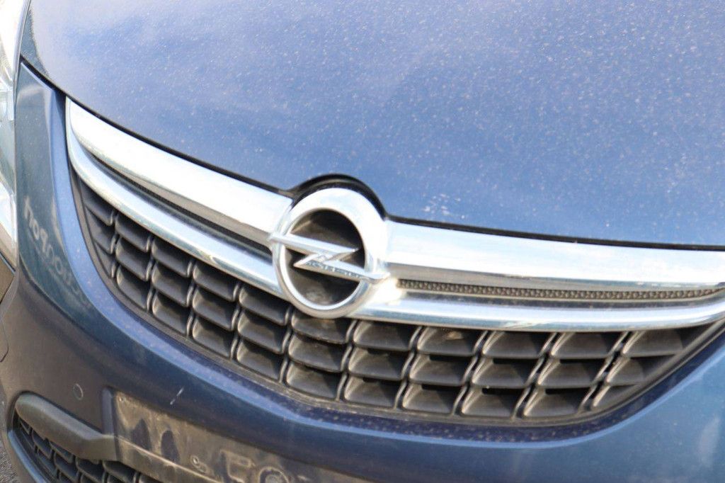 Passenger car Opel Zafira Diesel 136hp 2015 (Margin)