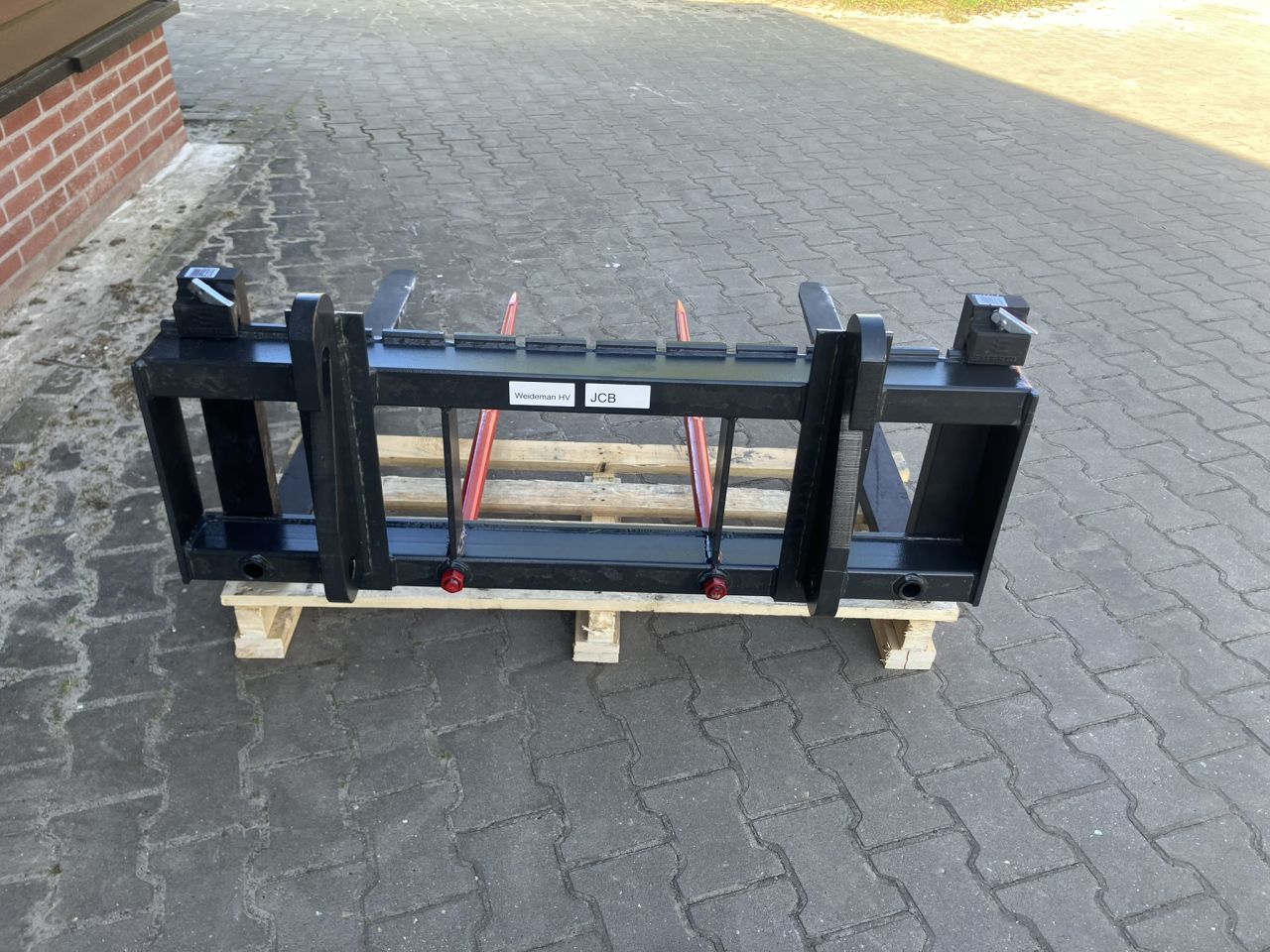 Palletvork 120 cm leverbaar in Euro Giant Weidemann JCB