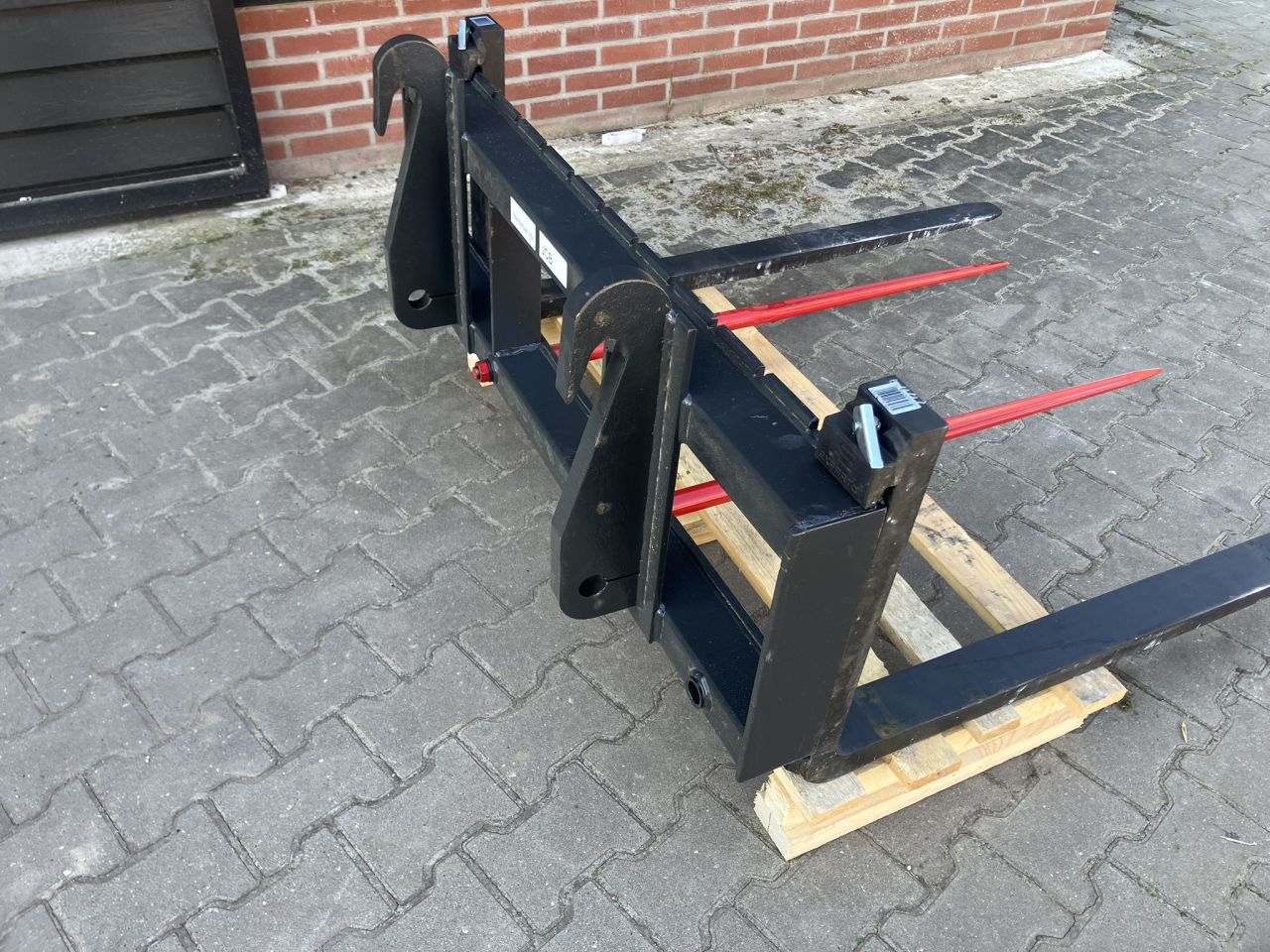 Palletvork 120 cm leverbaar in Euro Giant Weidemann JCB