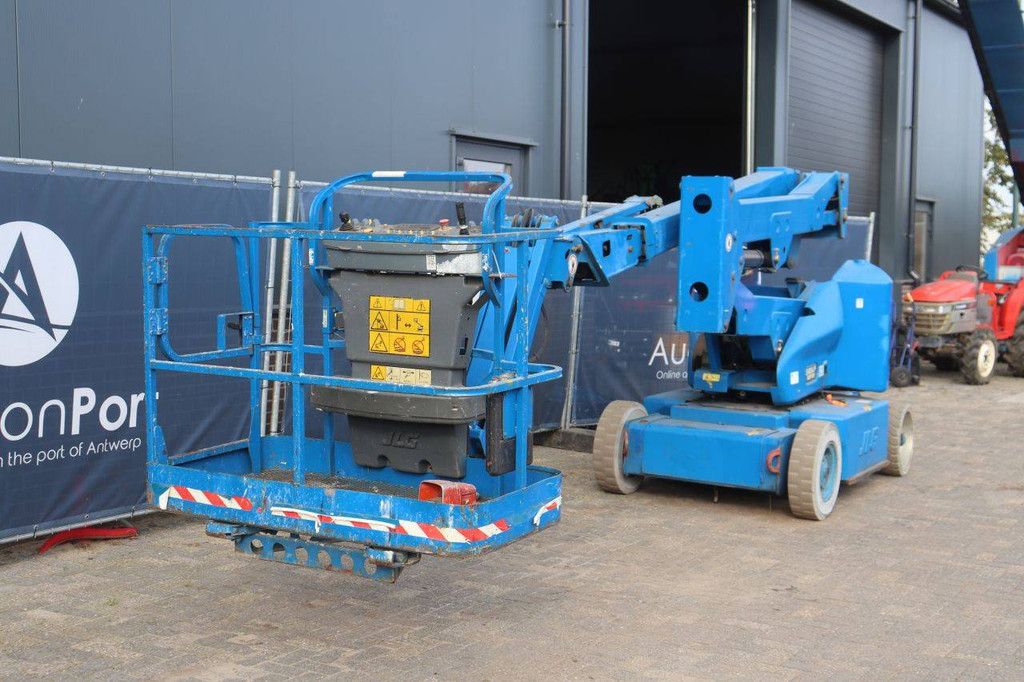 JLG E400AJPN Elektrische Gelenkteleskoparbeitsbühne 230 kg 14,19 m (Marge)
