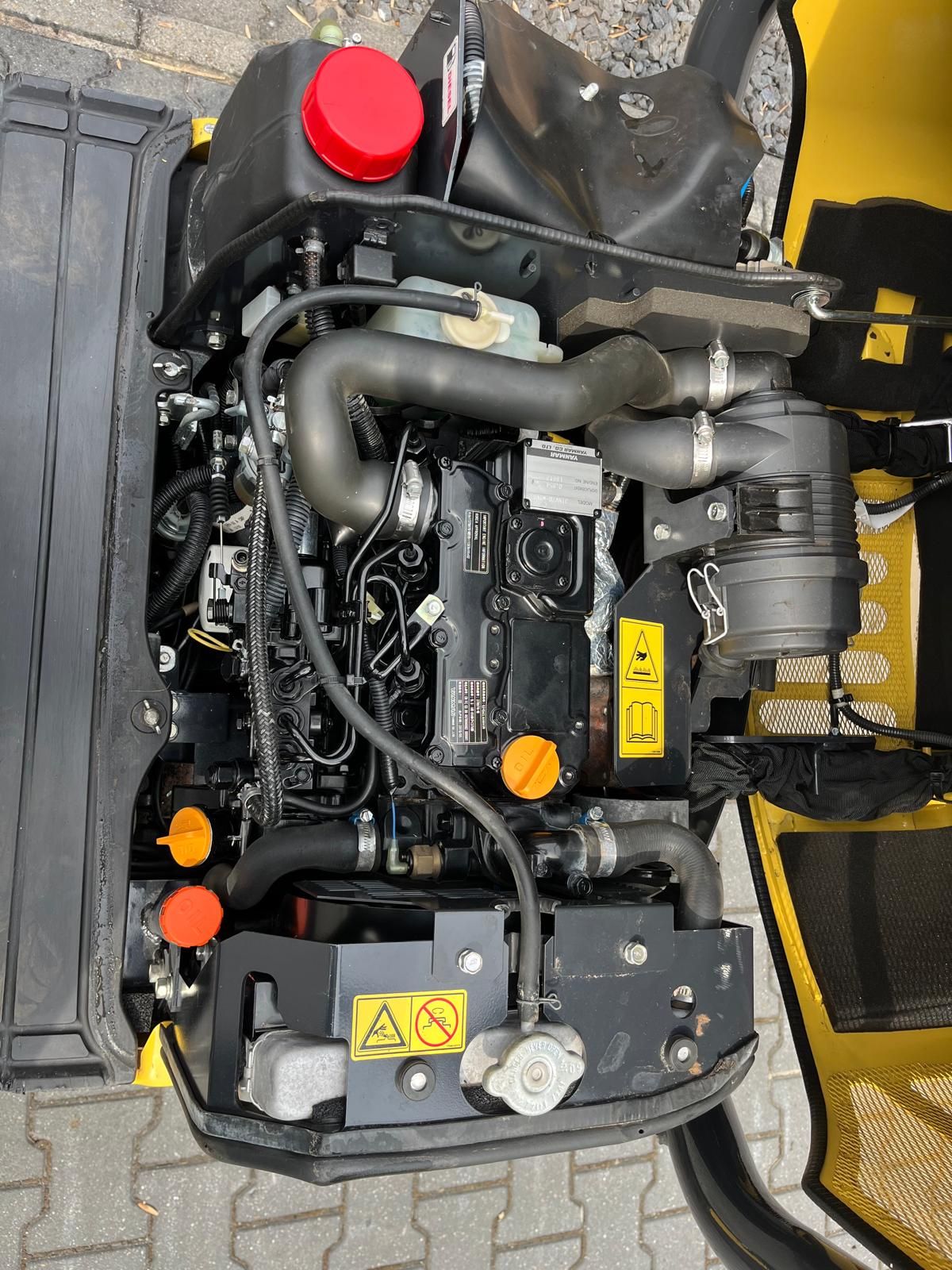 Yanmar VIO 12-2 met 590 uur!