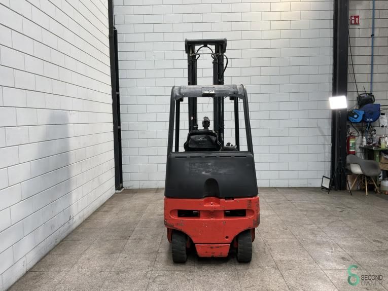 Gabelstapler Elektrisch Linde E 20 2006
