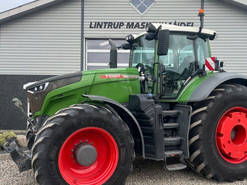 Fendt 1042 Vario S4 Profi Plus Med frontlift