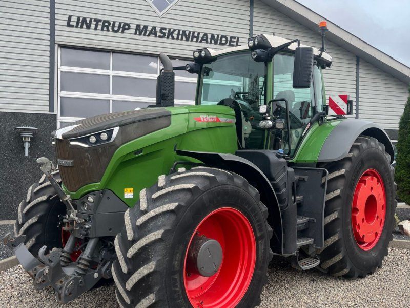 Fendt 1042 Vario S4 Profi Plus Med frontlift