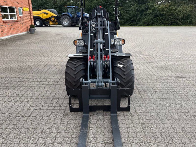 Giant G2500 HD