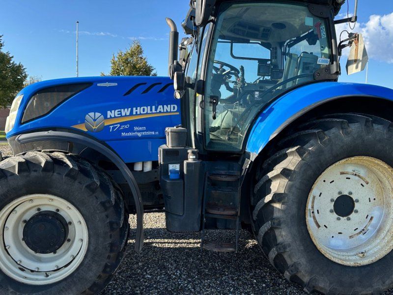 New Holland T7.210 AUTO COMMAND