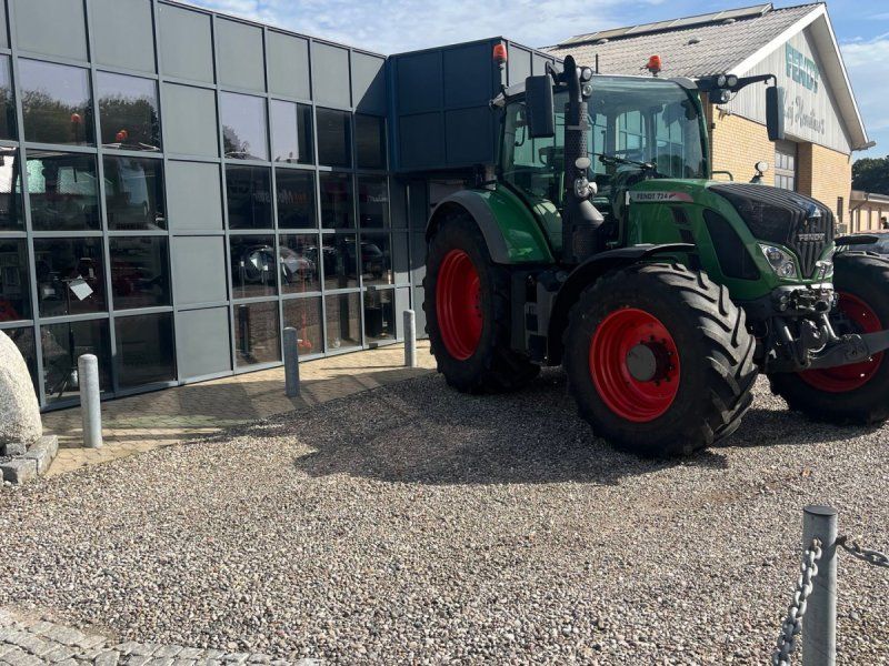 Fendt 724 Vario SCR Profi Plus Profi +