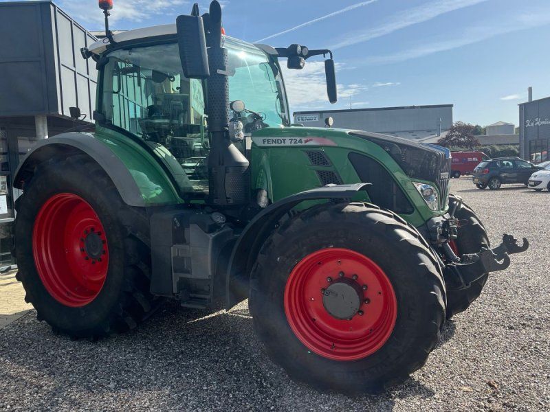 Fendt 724 Vario SCR Profi Plus Profi +