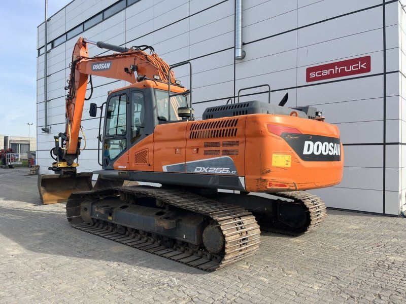 Doosan DX255LC-5
