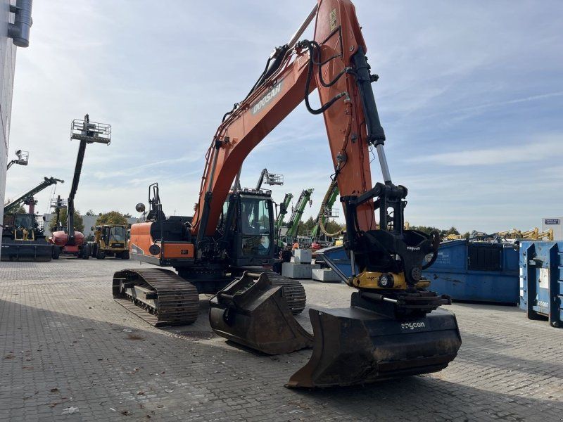 Doosan DX255LC-5