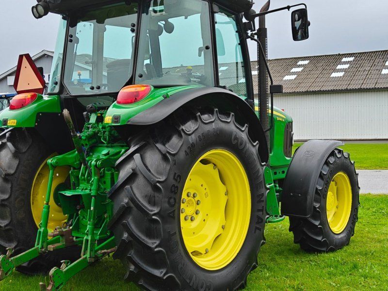 John Deere 5090R