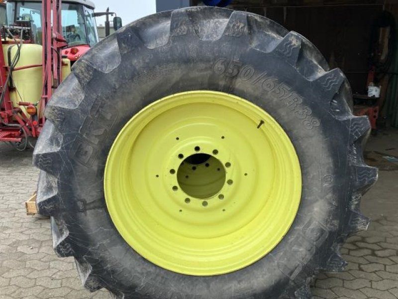 Kverneland BKT 650/65R38
