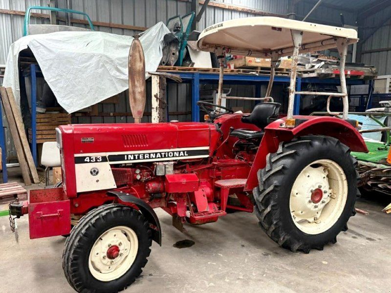 IHC 433 / 3053 original Std., Mähwerk, Erstbesitzer