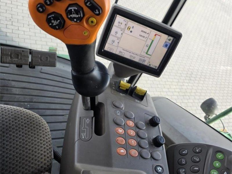 John Deere t660