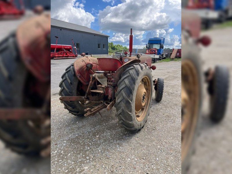 David Brown 880