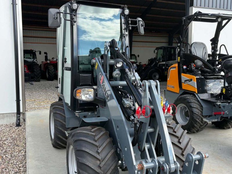 Giant G2300HD