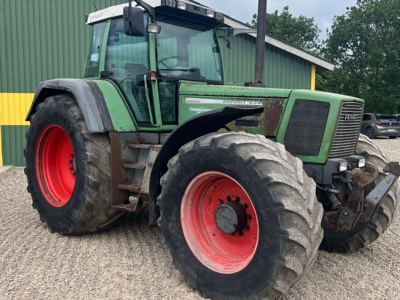 Fendt 824 Favorit 824