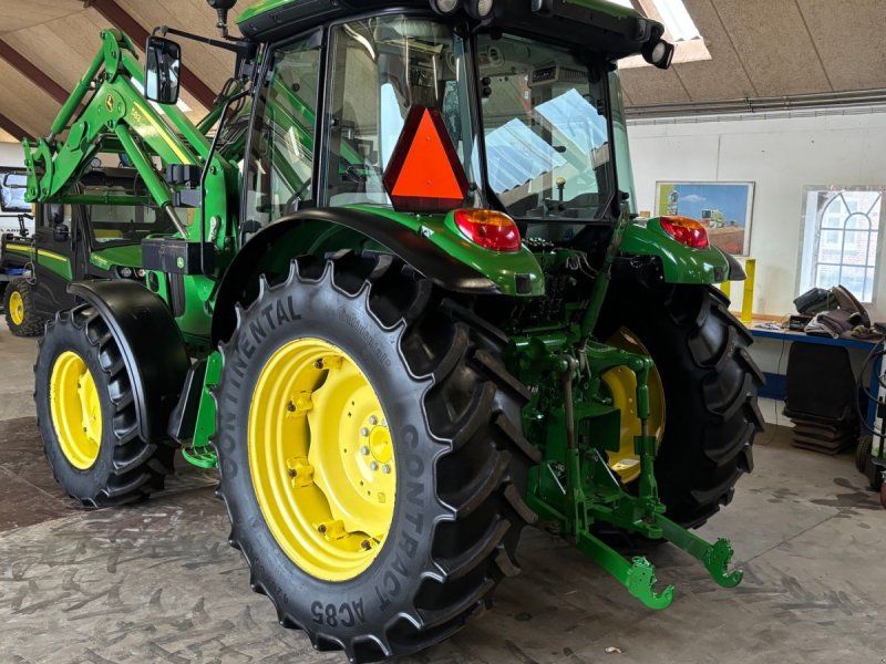 John Deere 5090 M med 583 Frontlæsser