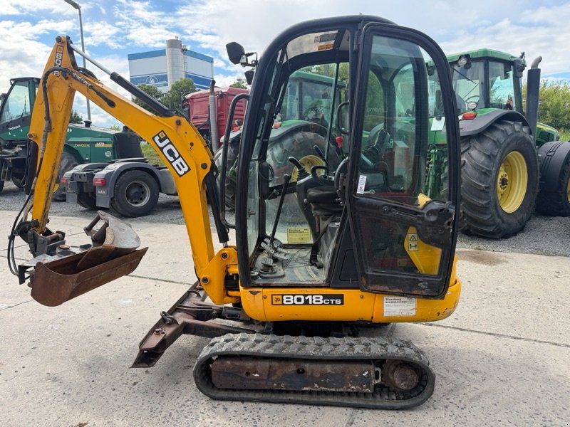 JCB 8018 CTS