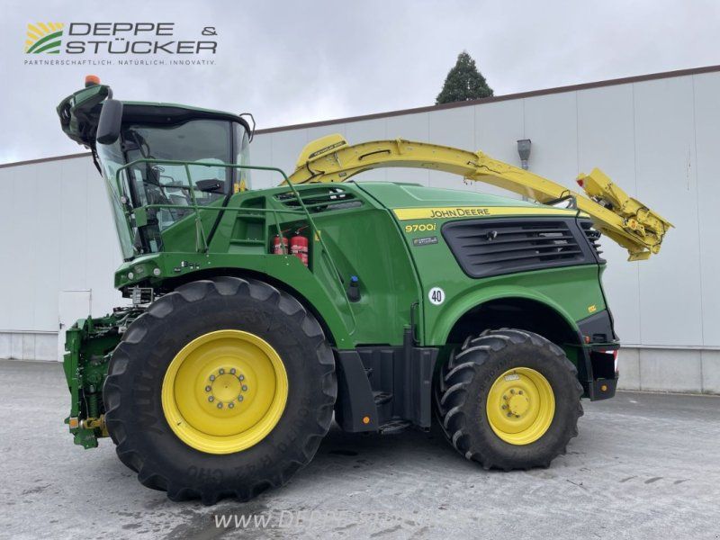 John Deere 9700i
