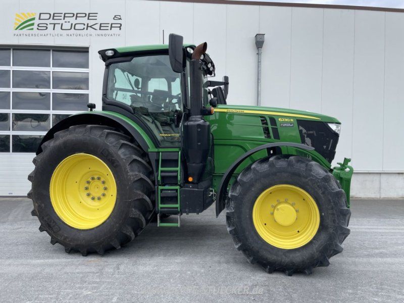 John Deere 6230R