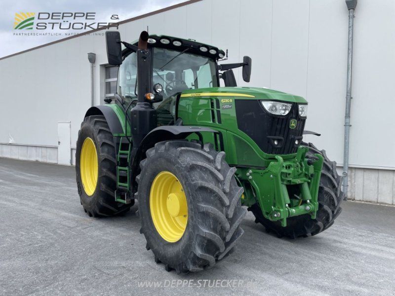 John Deere 6230R
