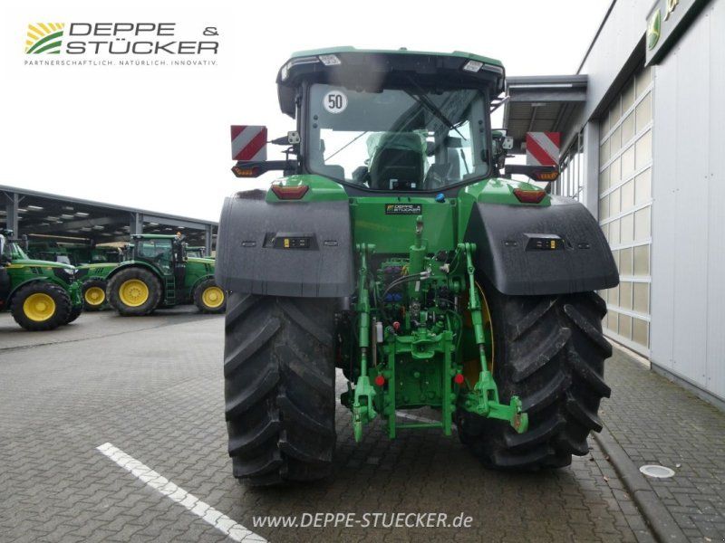 John Deere 7R 330