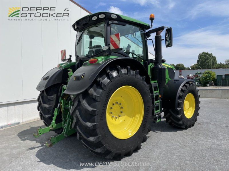John Deere 6230R