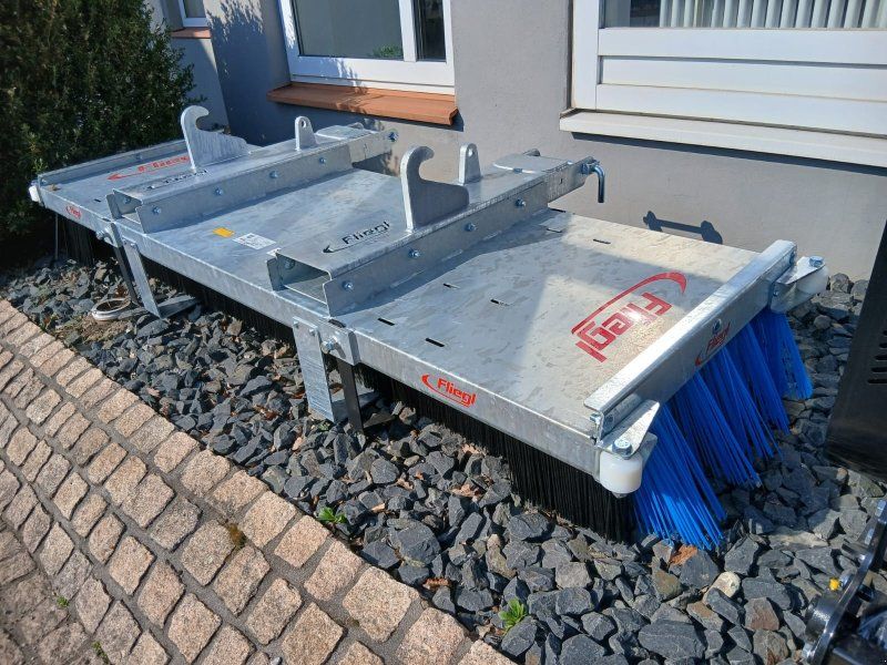 Fliegl Kehrbesen LUCHS 2500 mm