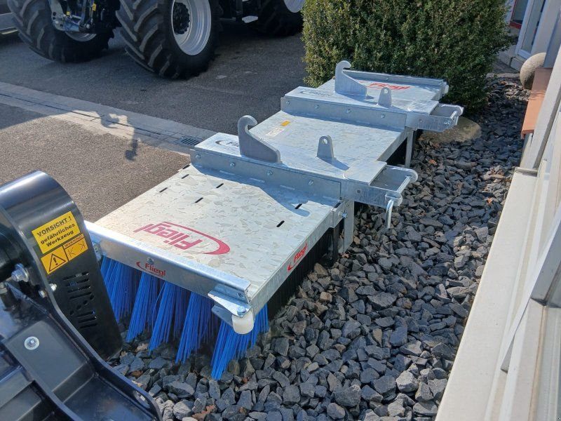 Fliegl Kehrbesen LUCHS 2500 mm