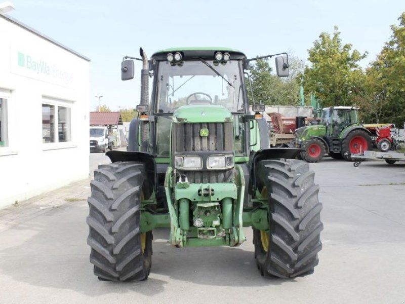 John Deere 6920
