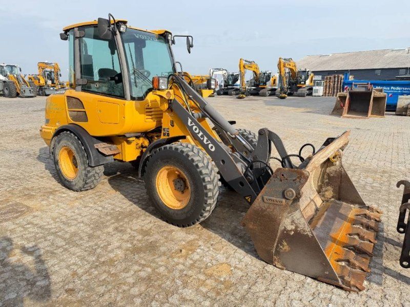Volvo L 25 F