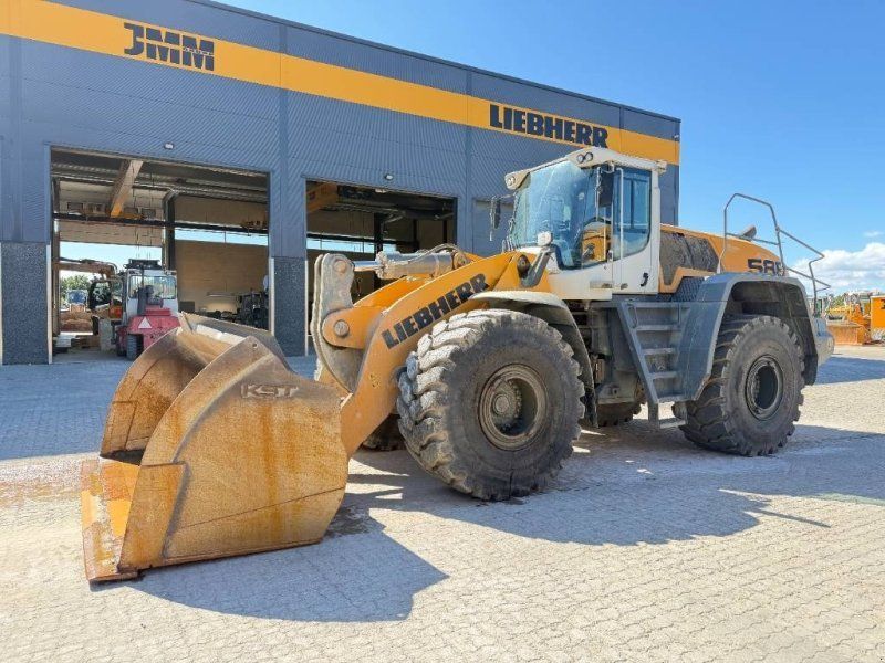 Liebherr L 586