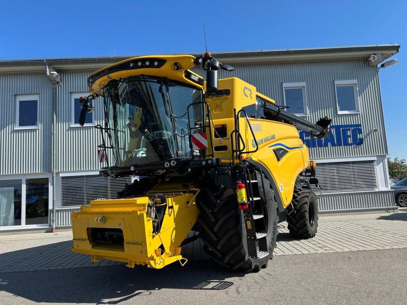 New Holland CR 8.80
