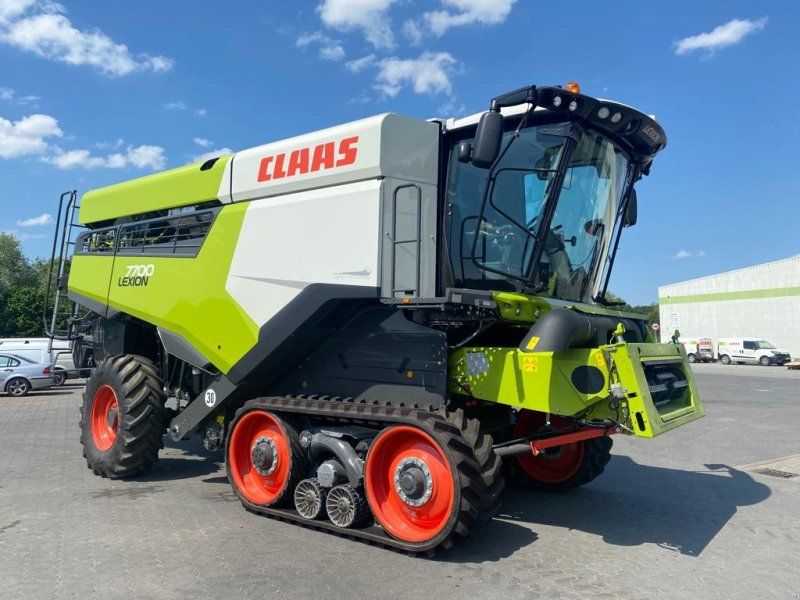 Claas Lion 7700 TT + Vario 1080
