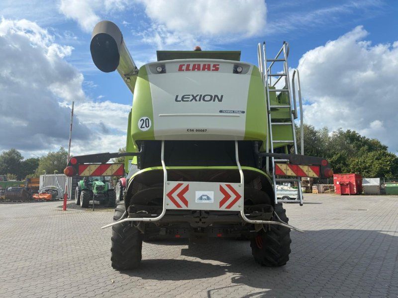Claas Lexion 760 TT + V1050