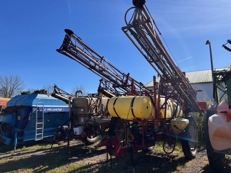 Hardi 2.400 Liter