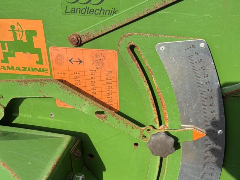 Amazone KG 302 + D8-30 SUPER