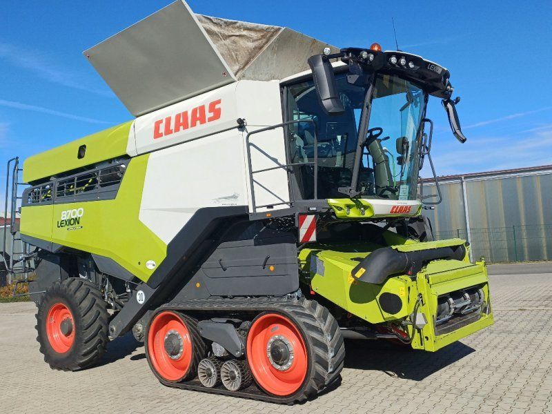 Claas Lion 8700 TT Terratrac + Convio 1080
