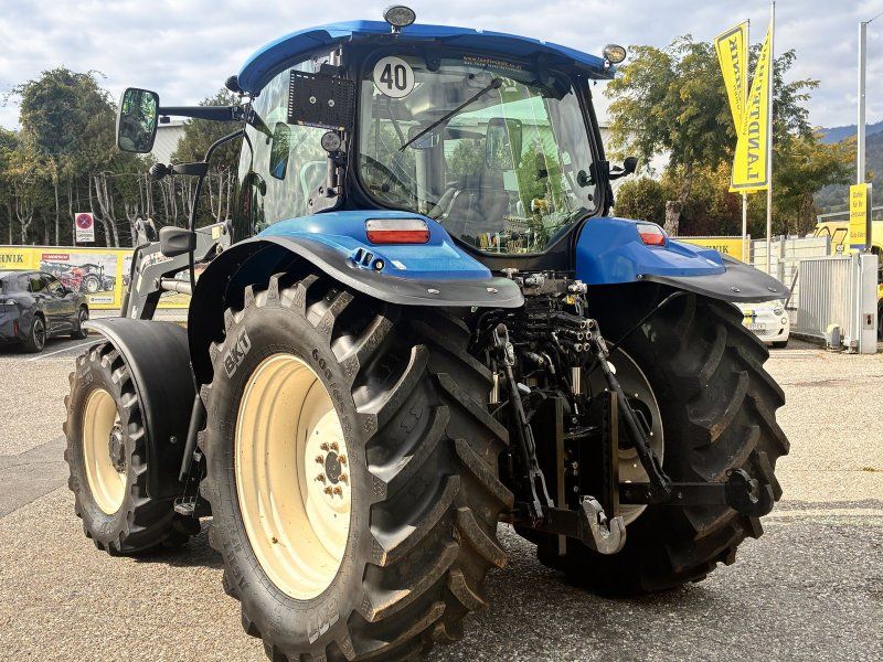 New Holland T6020 Elite