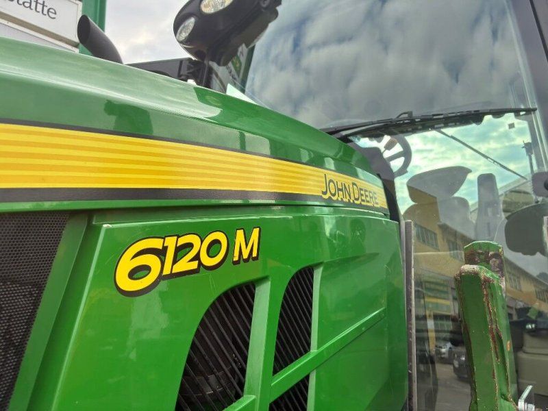 John Deere 6120 M