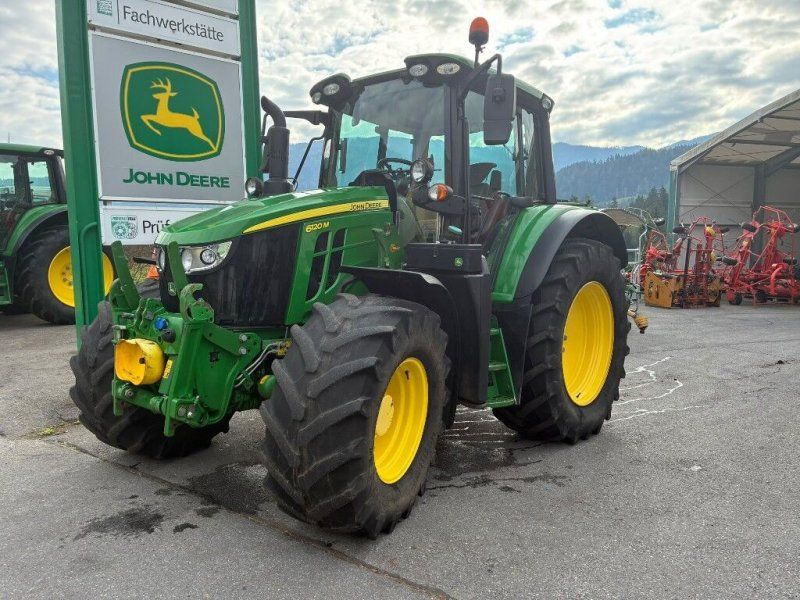 John Deere 6120 M