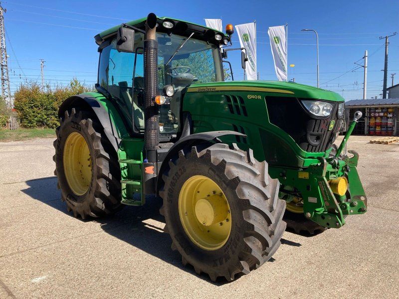 John Deere 6140R