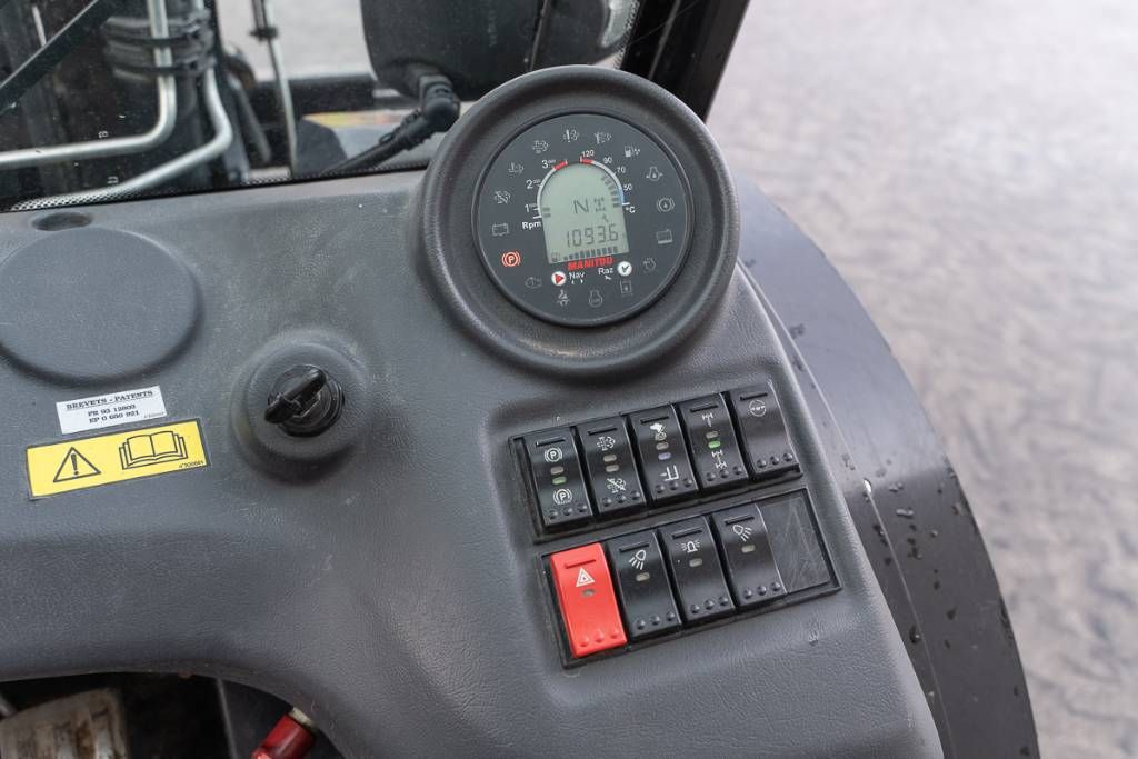 Manitou MC 30.4