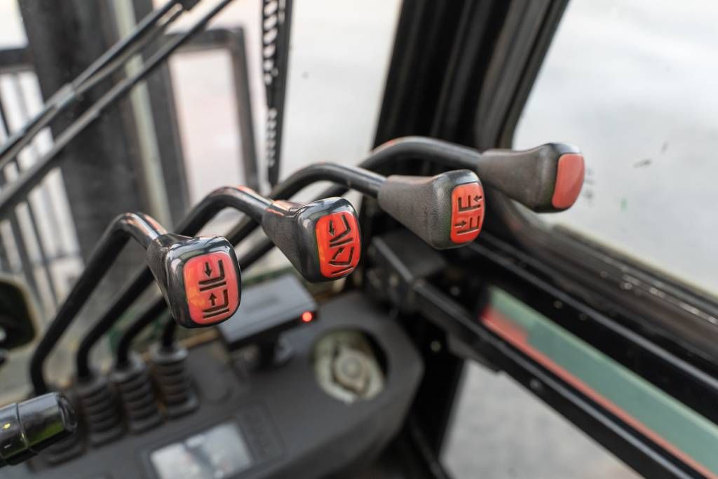 Manitou MI 30 D