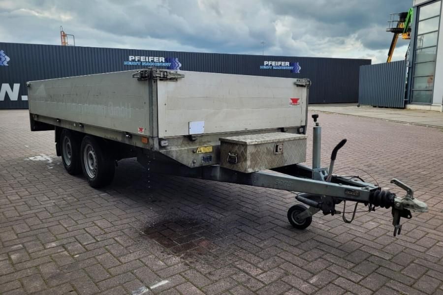 Saris PL1827 2 Axel Trailer