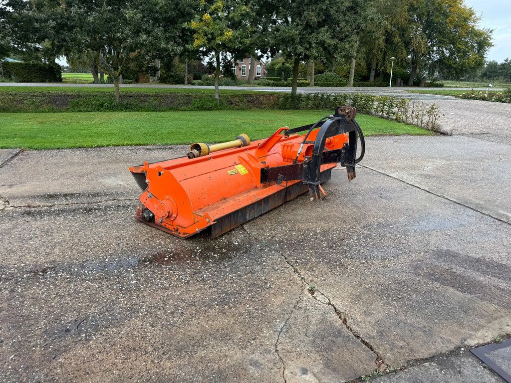Perfect KC 245 Klepelmaaier KC 245 Klepelmaaier Verstekmaaier Hamer klepels Maaimachine