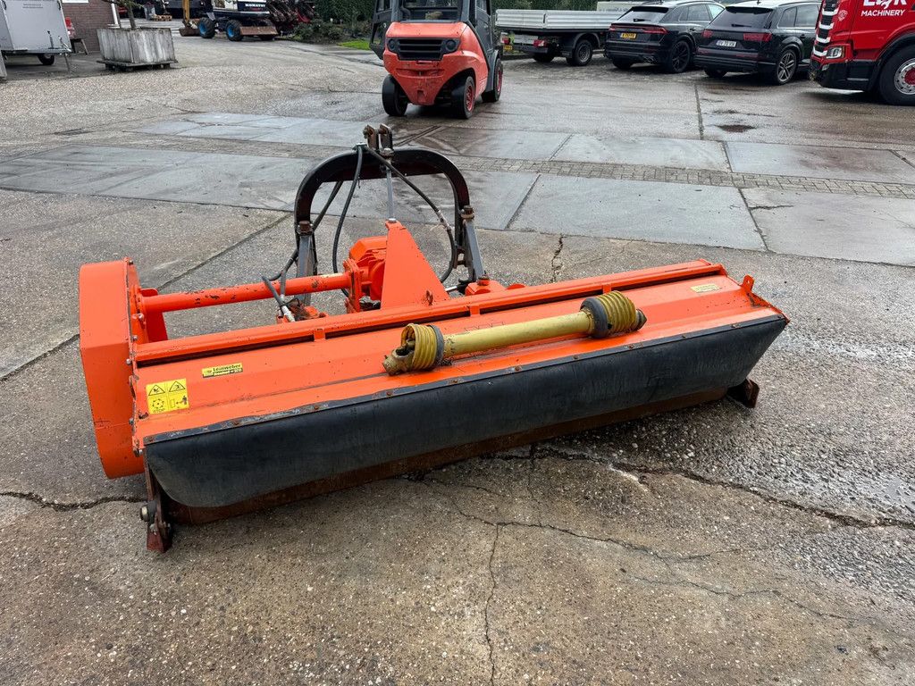 Perfect KC 245 Klepelmaaier KC 245 Klepelmaaier Verstekmaaier Hamer klepels Maaimachine