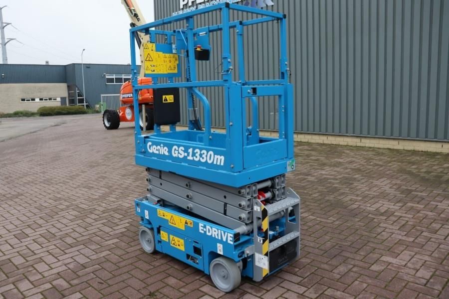 Genie GS1330M ALL-ELECTRIC DC DRIVE, 5.9M WORKING HEIGHT